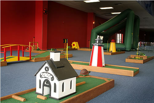 where to play putt putt in dallas