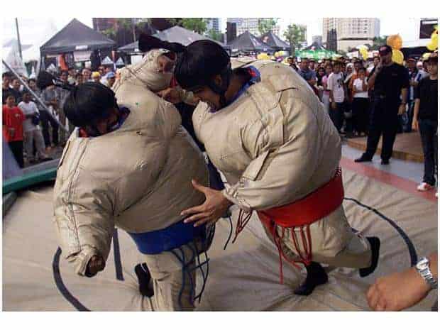 Sumo Wrestling Suits - In Action